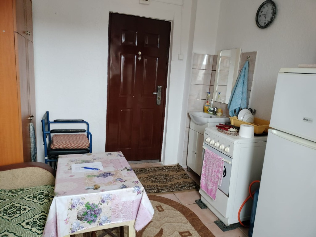 Camera de camin - zona Florilor