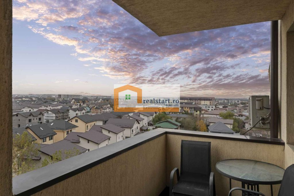 Cartier Latin, MegaImage, piata,decomandat, 6/8, centrala...