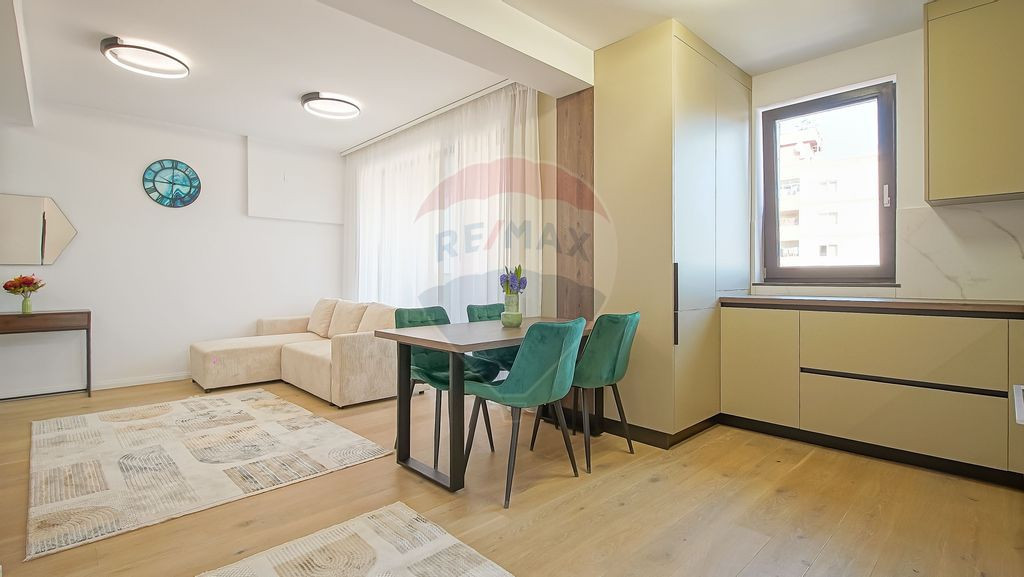 COMISION 0%! STUDIO BLOC NOU | COSMOPOLIT RISE | PRIMA IN...