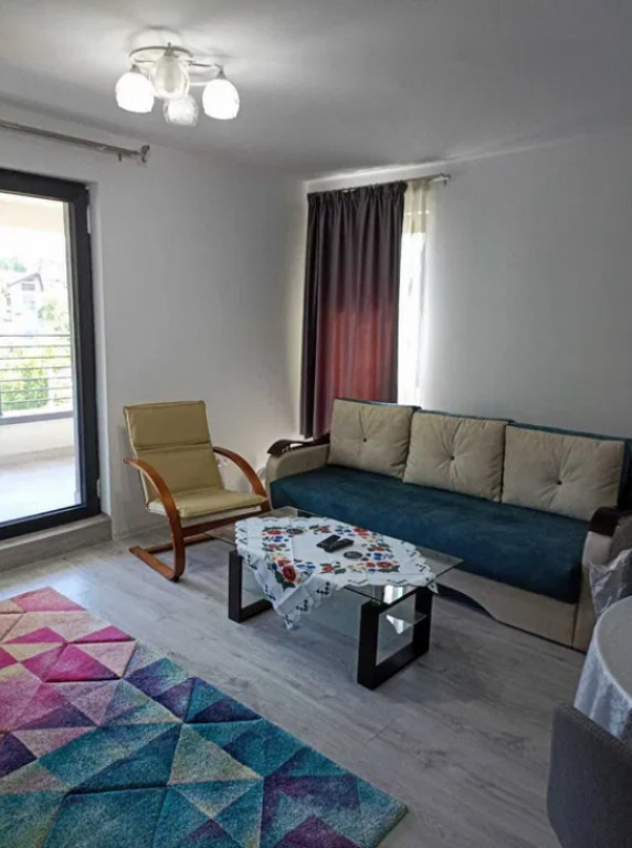 Apartament 2 camere, decomandat - zona Centrul Istoric