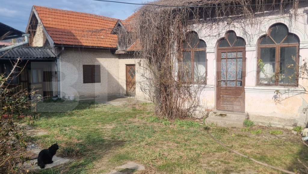 2 CORPURI DE CASA SI 2800 MP TEREN IN BREAZA Prahova