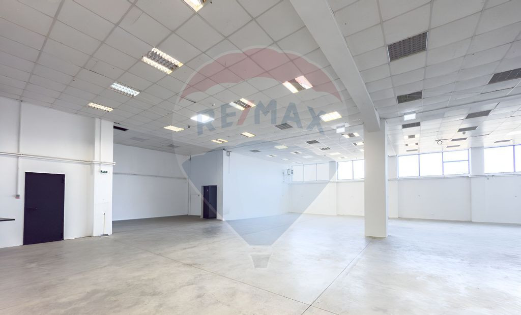 Spațiu industrial și comercial 363 mp - Parter