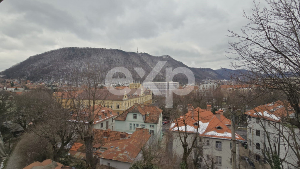 Apartament 3 camere de închiriat – Centrul Istoric, Str.