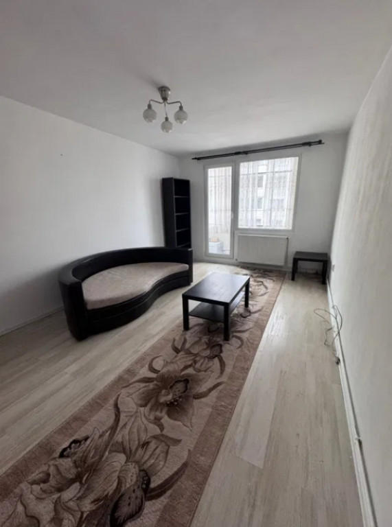 Apartament 2 camere, decomandat - zona Centrul Istoric