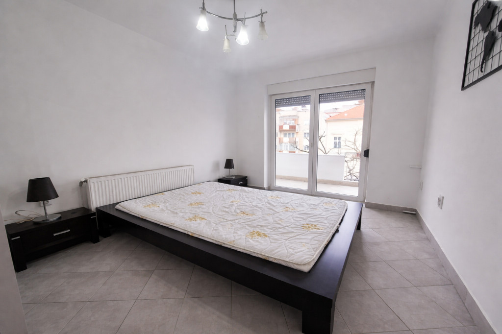 Inchiriez apartament 2 camere zona Ultracentrala ID:RH-44490-property