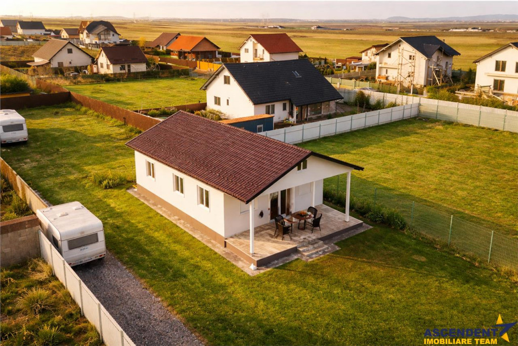 Locuinta premium,economica,ergonomica, 1.200 mp teren,condit