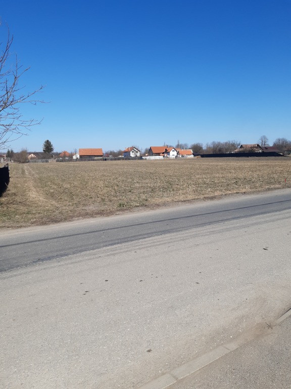 Teren intravilan construibil utilitati central Lunca Calnicului