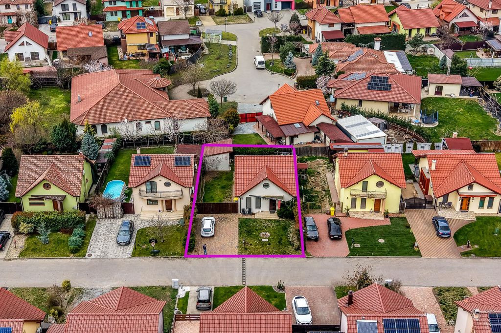 Casă în Westfield | 140 mp utili | P+M | 3 camere | cur...