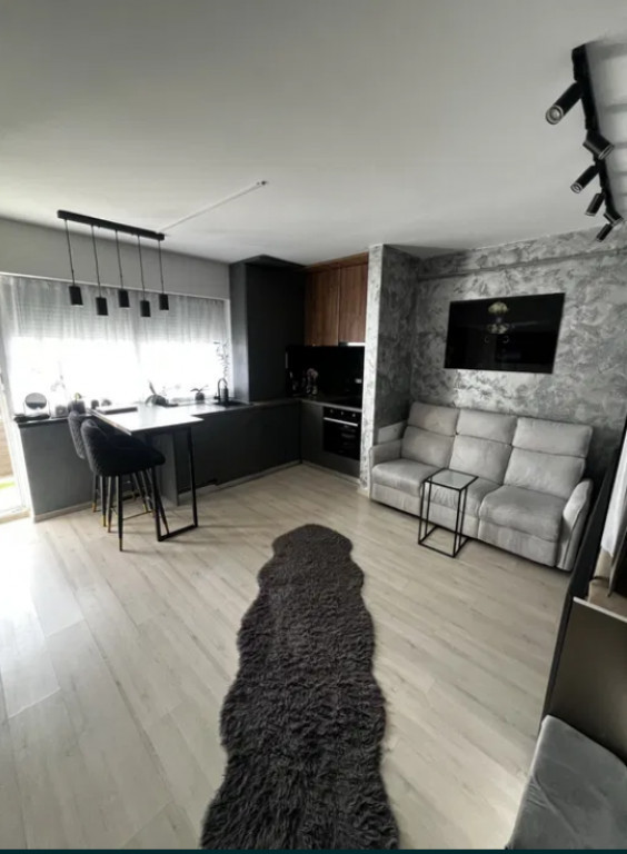 Garsoniera mobilata si utilata - zona Sanpetru