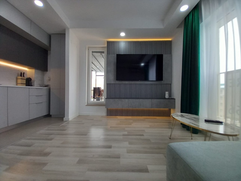 COSMOPOLIS - Apartament 2 camere tip studio, cu terasa mare