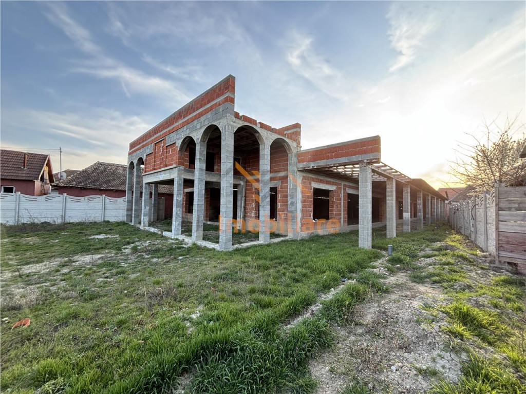 SPATIU COMERCIAL 752 MP | BATAR | TEREN 1.474 MP | BIHOR