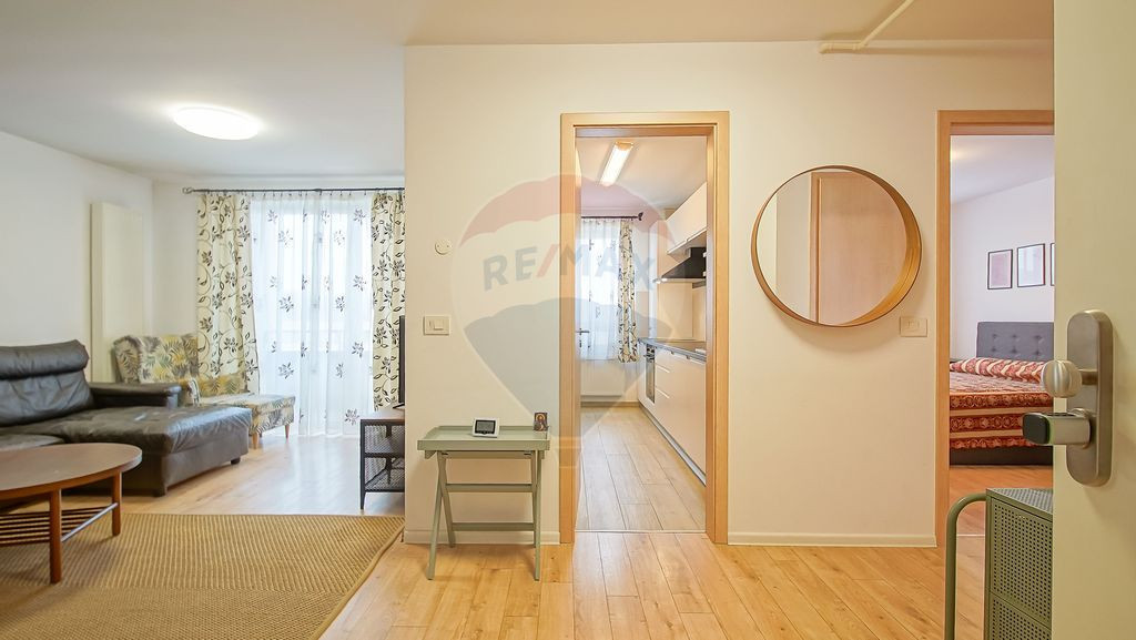 Inchiriez apartament 2 camere, la Kasper