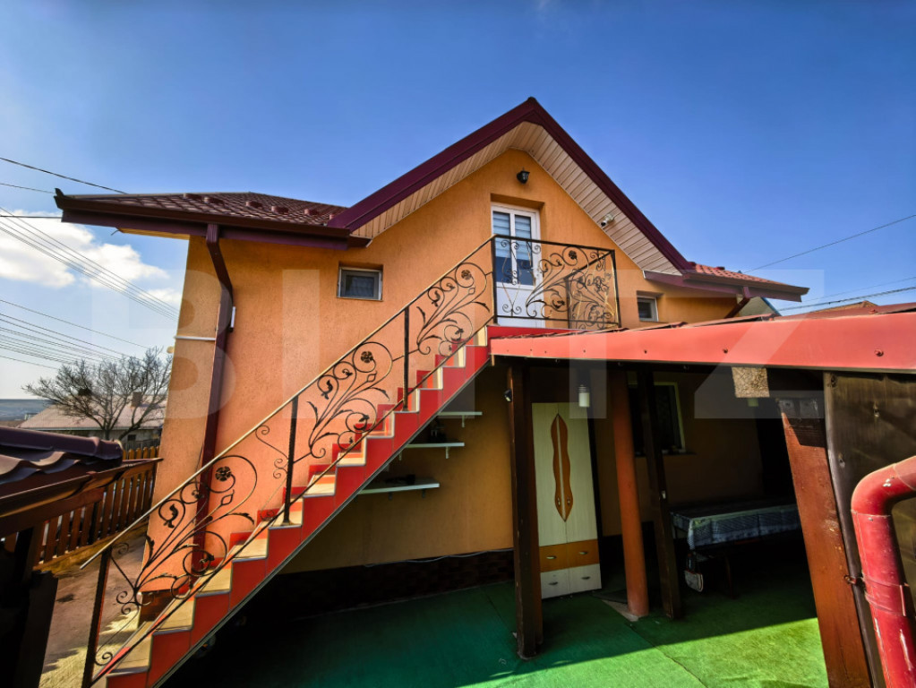 Casă 5 camere în Lețcani – acces direct la drumul europ