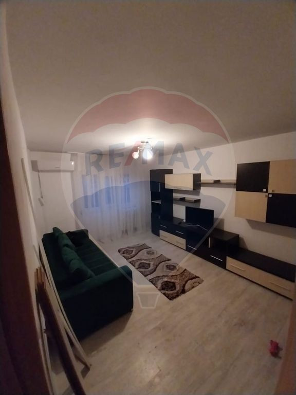 Apartament 2 camere decomandat in Rovine - Penny