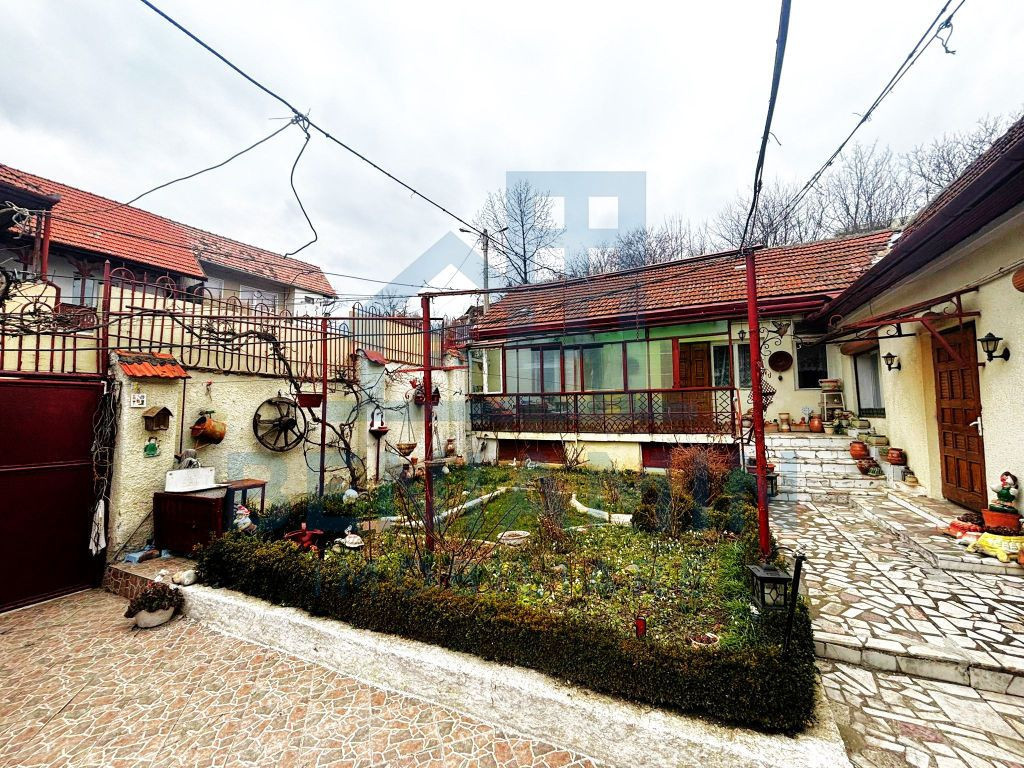 4 Camere-Etajul1-Centrala Termica-Mobilat-Utilat-Centrul ...