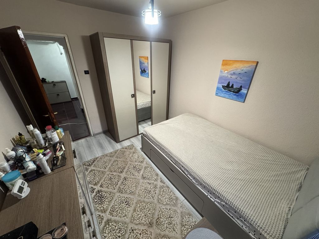 Apartament 3 camere zona Inel 1