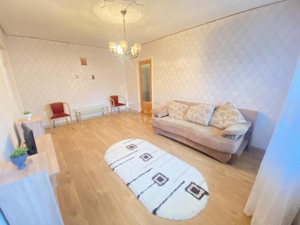 3 Camere- Bloc Anvelopat- Strada Barca