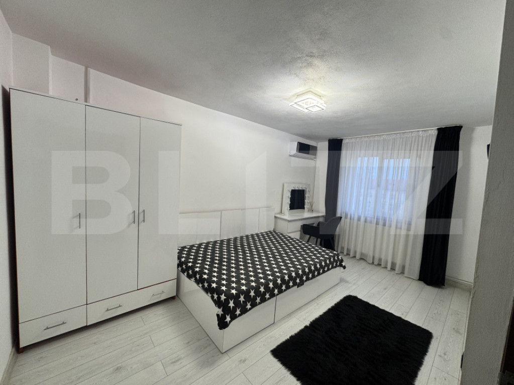 Apartament 3 camere decomandat, 63 mp , zona centrală a ora
