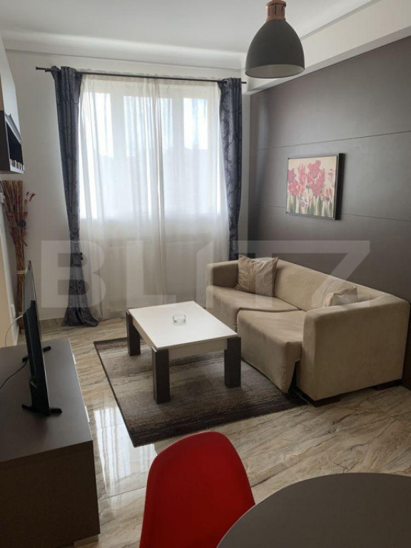 Garsoniera de de inchiriat, 40 mp utili, zona centrala