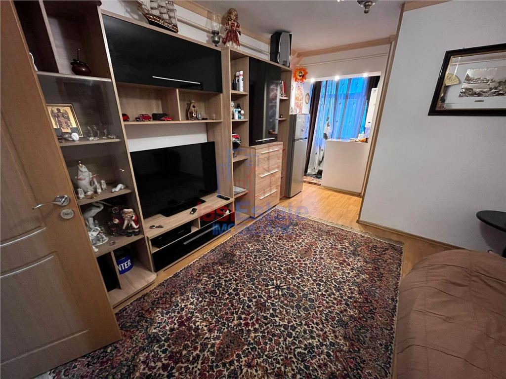 Garsoniera zona Galata