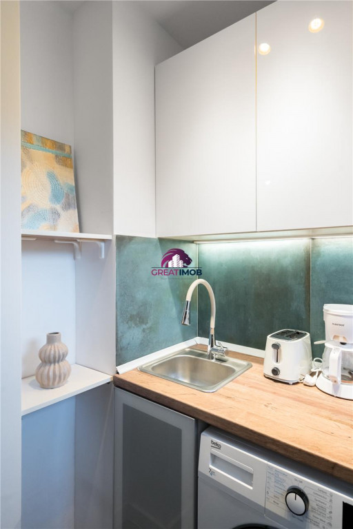 Garsoniera moderna de inchiriat – zona Alba Iulia, Sect...