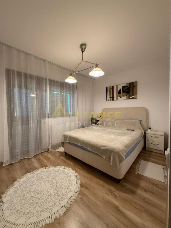 Reducere! Apartament spatios 2 camere, etaje intermediare, b