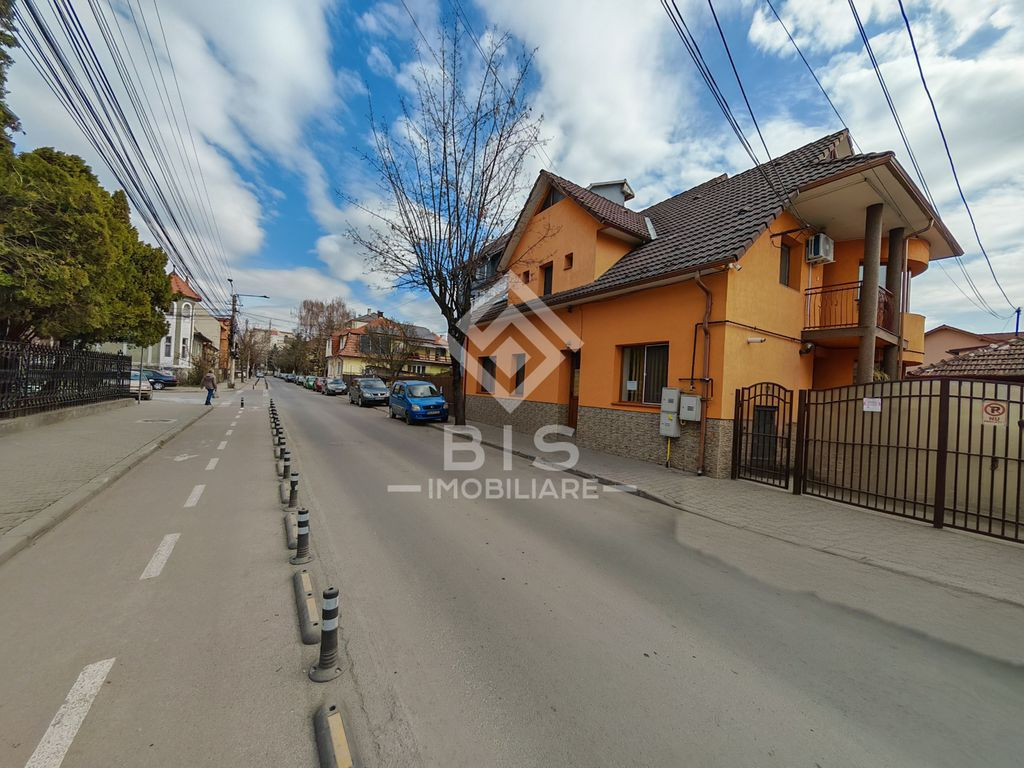 Spațiu Comercial sau Birouri de Închiriat