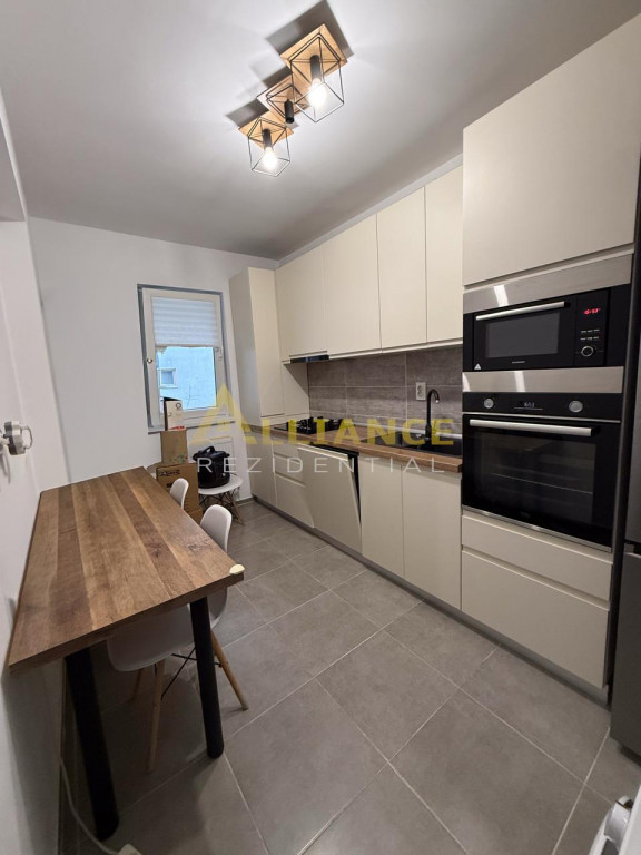 {Metrou} Apartament 2 camere | Mobilat si utilat Parcare