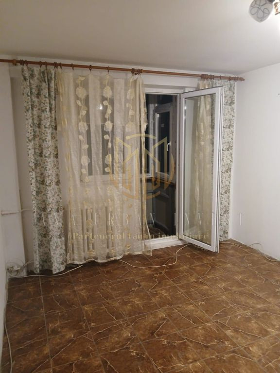 Berceni luica bloc reabilitat