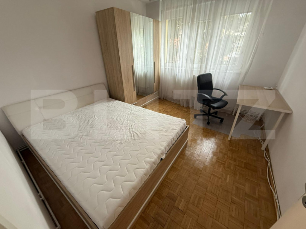 Apartament 3 camere, 60 mp, decomandat, zona strazii Eremia