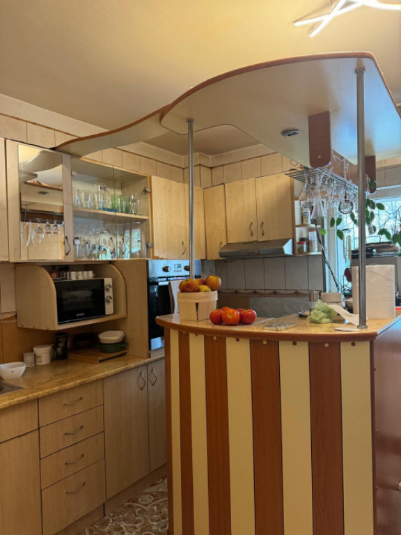 13 Septembrie-Parcul Sebastian | 3 cam | 82mp | et 5 | centr