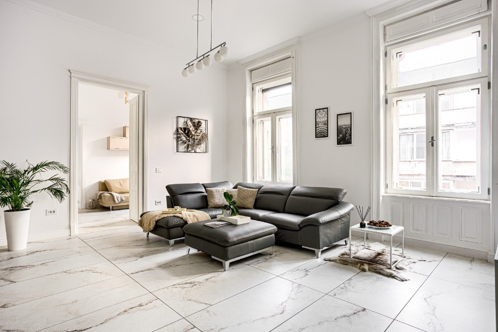 Inchiriez apartament 3 camere zona Metianu ID:RH-44545-property