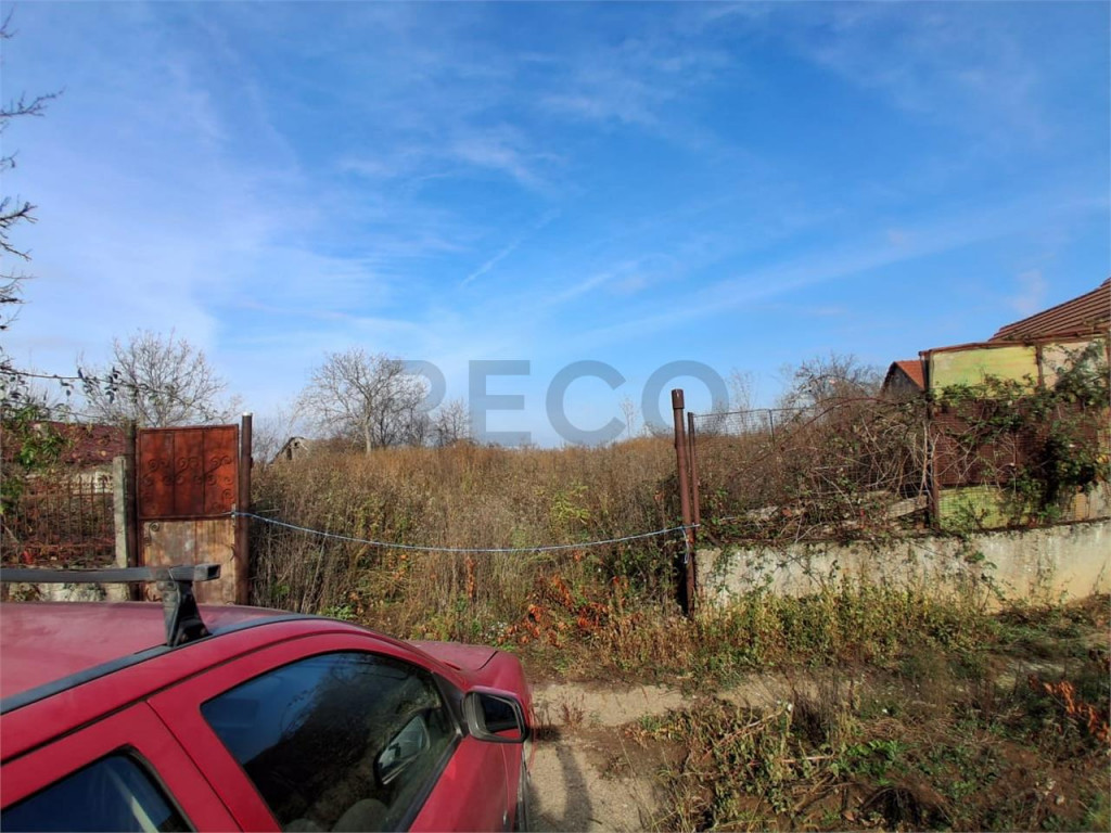 RECO Teren Intravilan Apateu