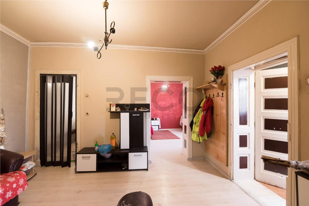 RECO Casa la tara intr-o zona pitoreasca, la 28km de Oradea