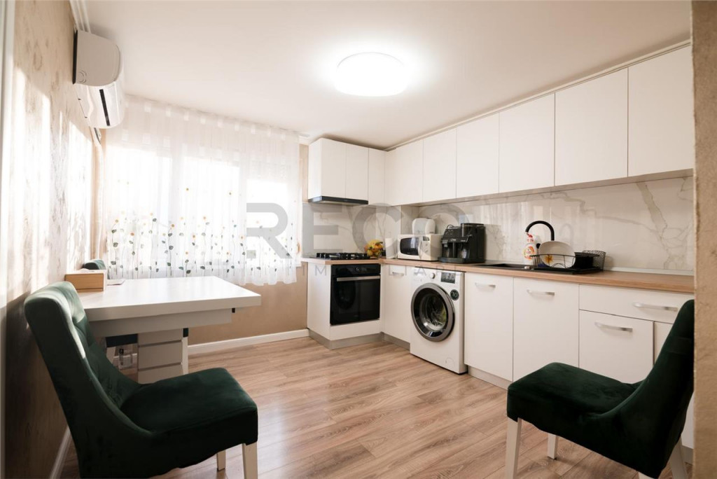 Apartament nou cu 2 camere de vanzare, in Sanmartin