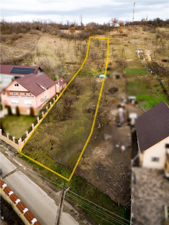 Proprietate adaptabila pentru familie extinsa | Alesd