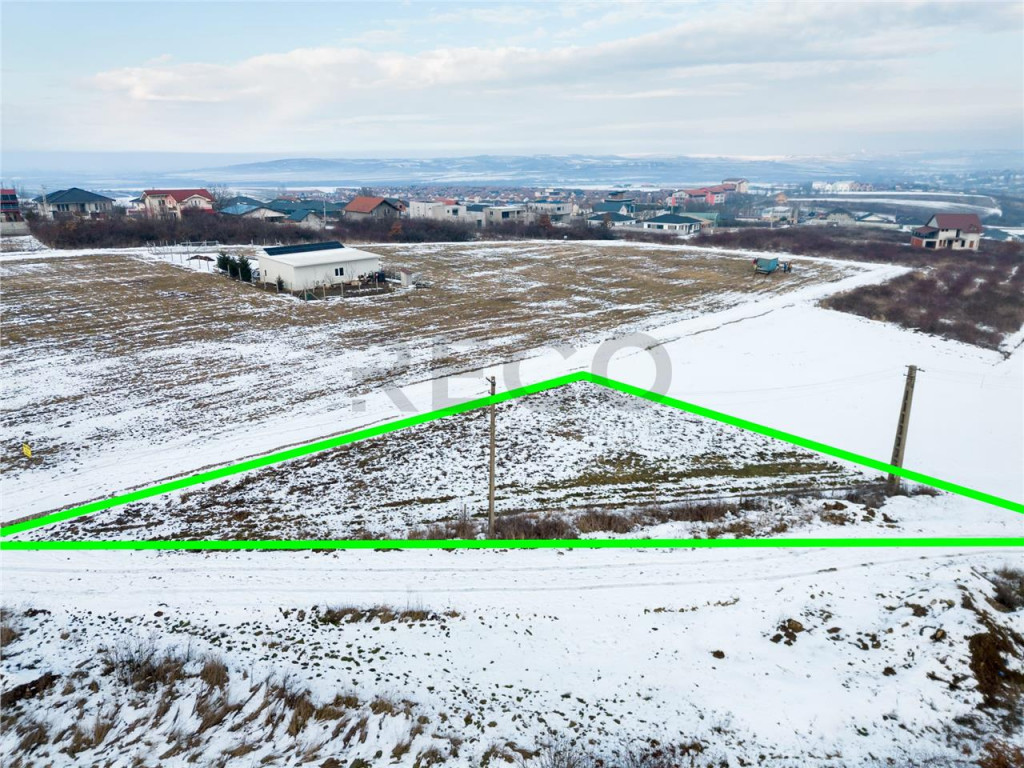 RECO Teren intravilan in Paleu cu dublu front generos