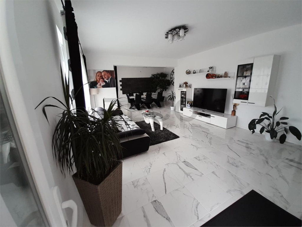 RECO Casa moderna in Santandrei