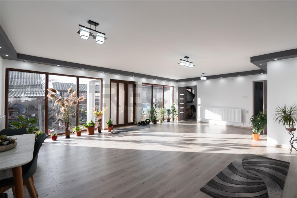 RECO, Doua case la pret de una, mobilate/utilate, Zona Tarce