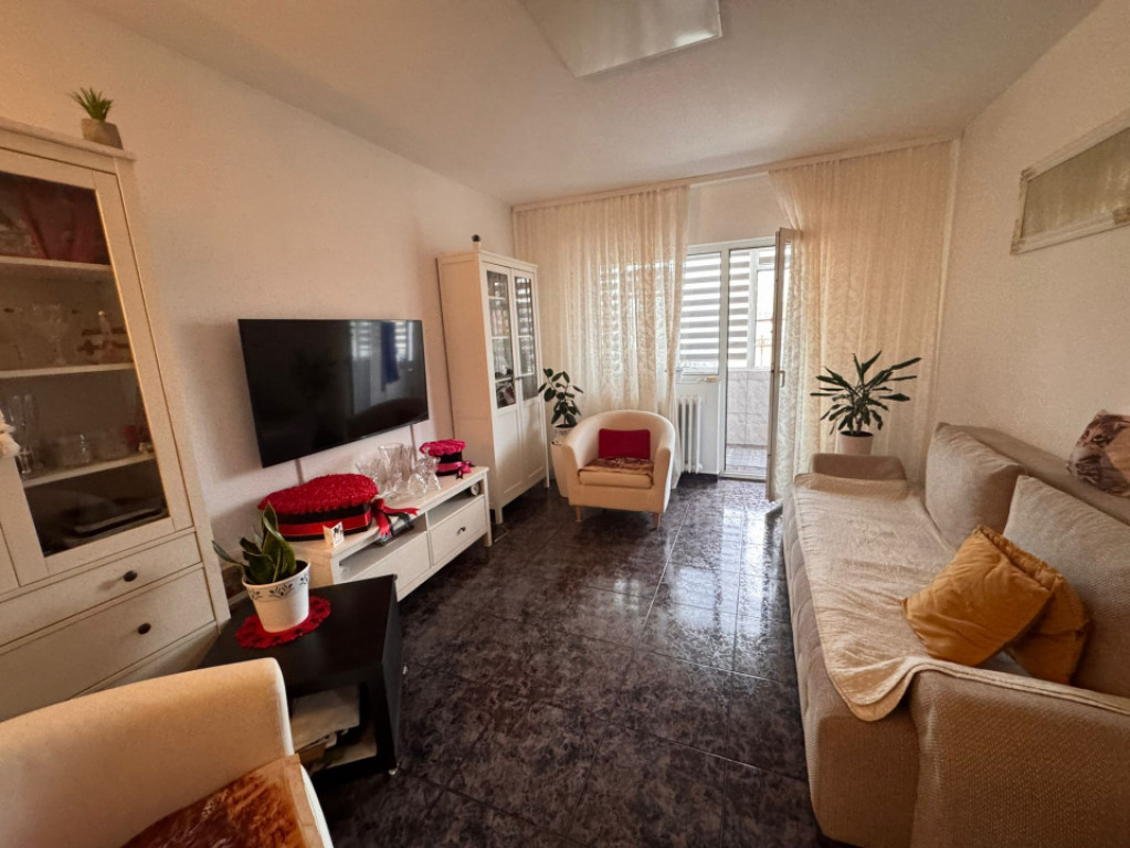 Apartament 2 camere, situat in zona Victoria - Emag