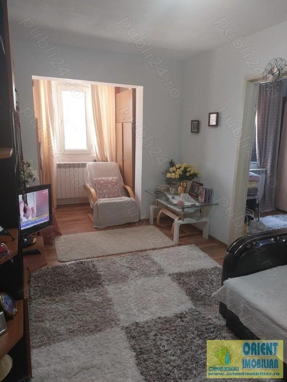 Apartament 4 Camere Decomandat, Etaj 2, Zona KM 4-5