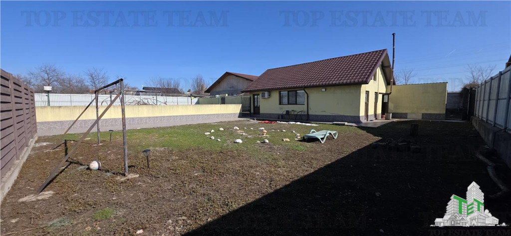 Proprietate versatila cu doua locuinte si teren generos, poz