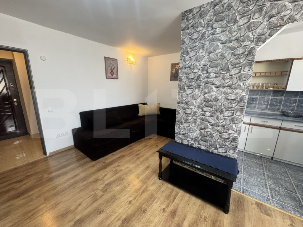 Garsonieră de vânzare