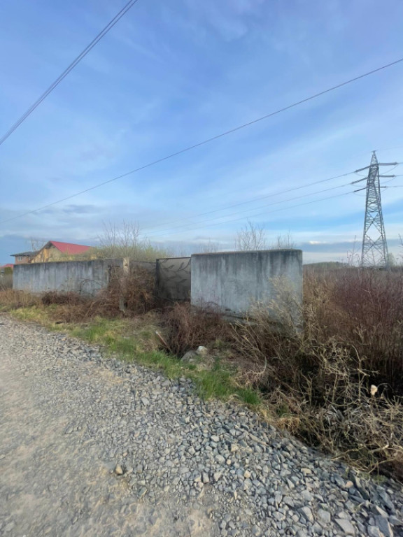 Teren intravilan 15 arii, zona Castel Transilvania