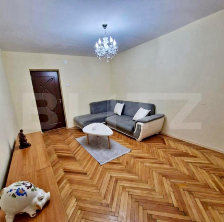 Apartament 3 camere, 75 mp, zona Craiovita Orizont