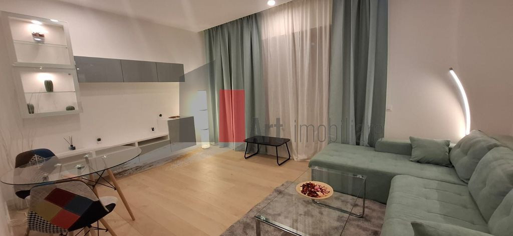 Apartament cu 2 camere de inchiriat-Aurel Vlaicu-Aviatiei...