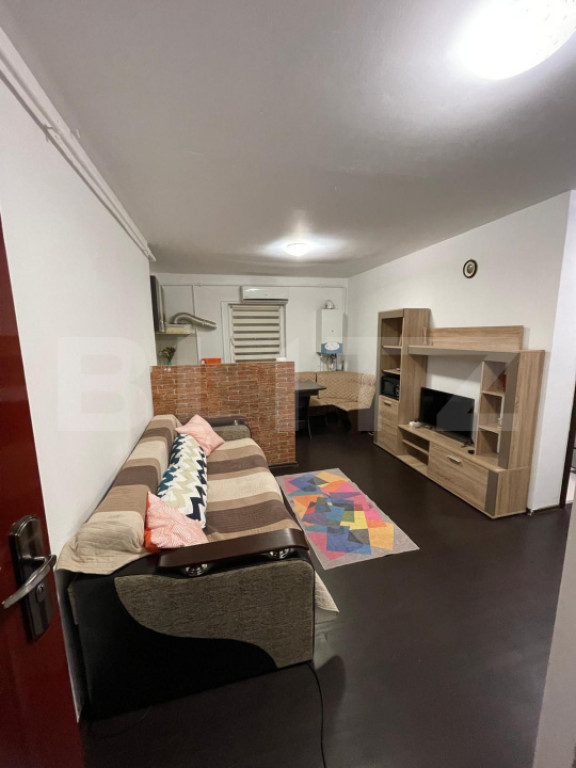 Garsoniera decomandata, 39 mp, zona George Enescu