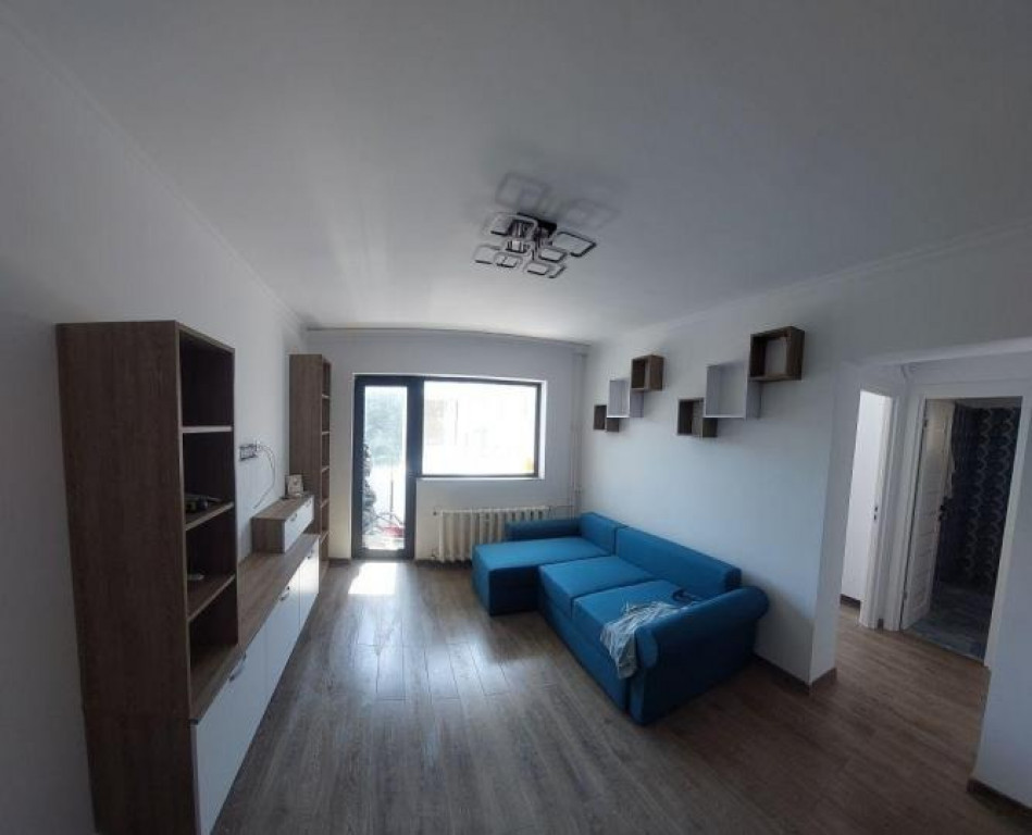 Apartament 2 camere de inchiriat zona Far