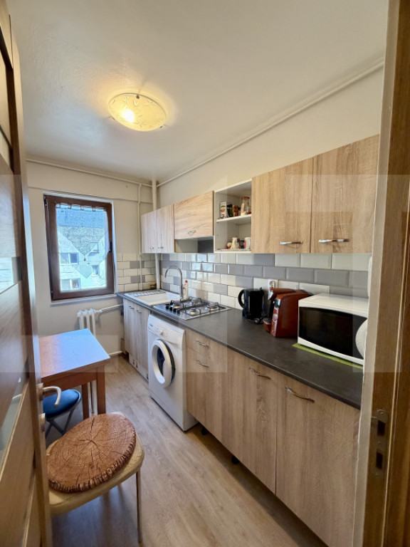 Apartament 3 camere, 54 mp, zona Românilor