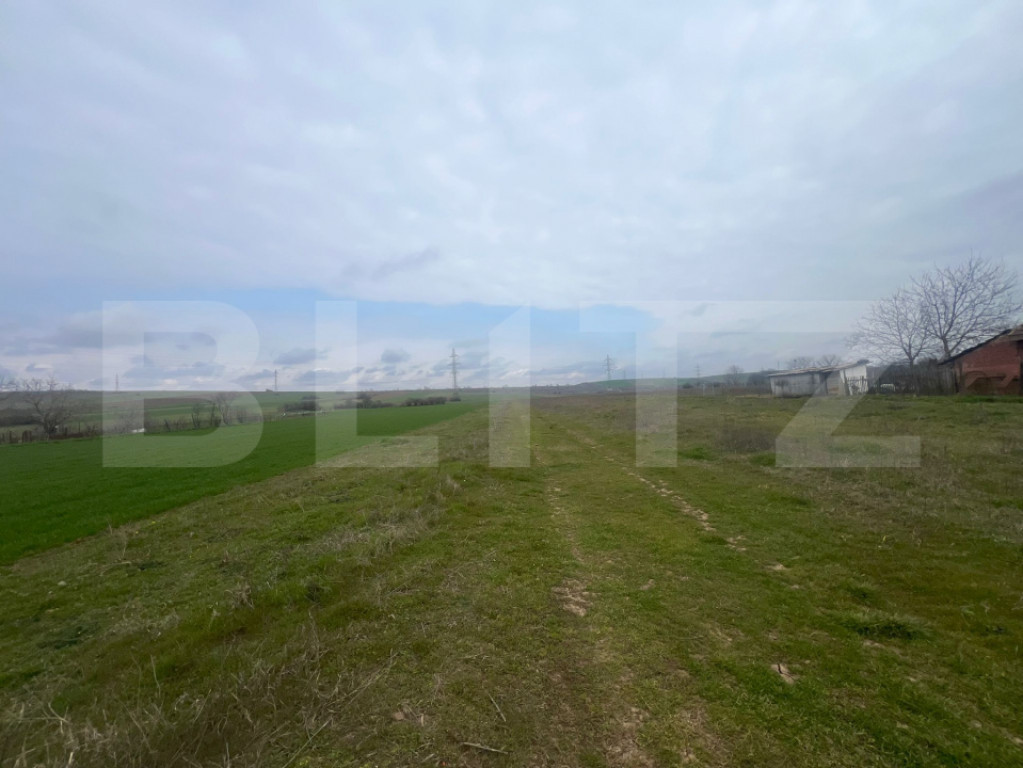 Teren intravilan de vanzare Simnicu de Sus